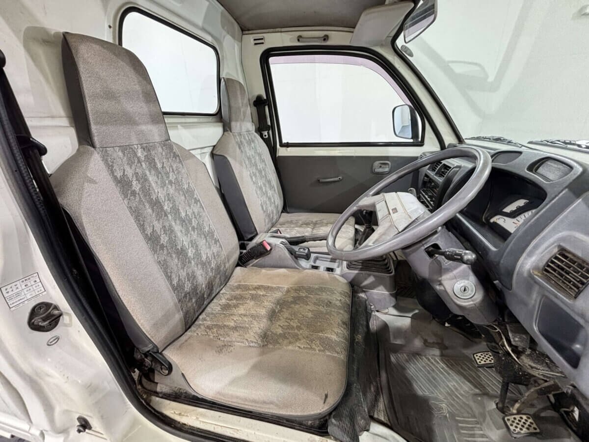 1996 Mitsubishi Minicab JDM car for sale — photo 9 of 25