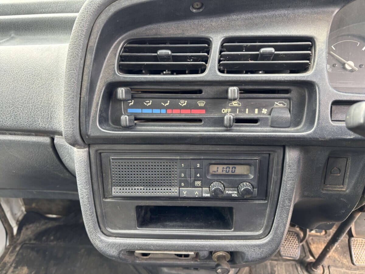 1996 Suzuki Carry JDM car for sale — photo 14 of 25