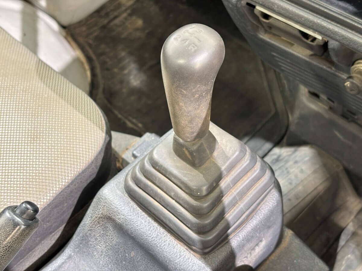 1996 Suzuki Carry JDM car for sale — photo 16 of 25