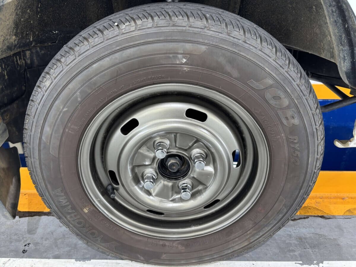 1996 Suzuki Carry JDM car for sale — photo 18 of 25