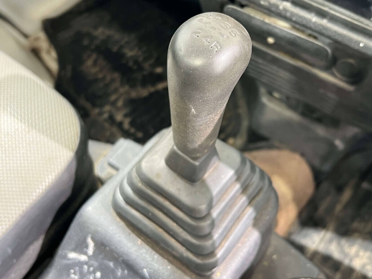 1996 Suzuki Carry JDM car for sale — photo 13 of 25