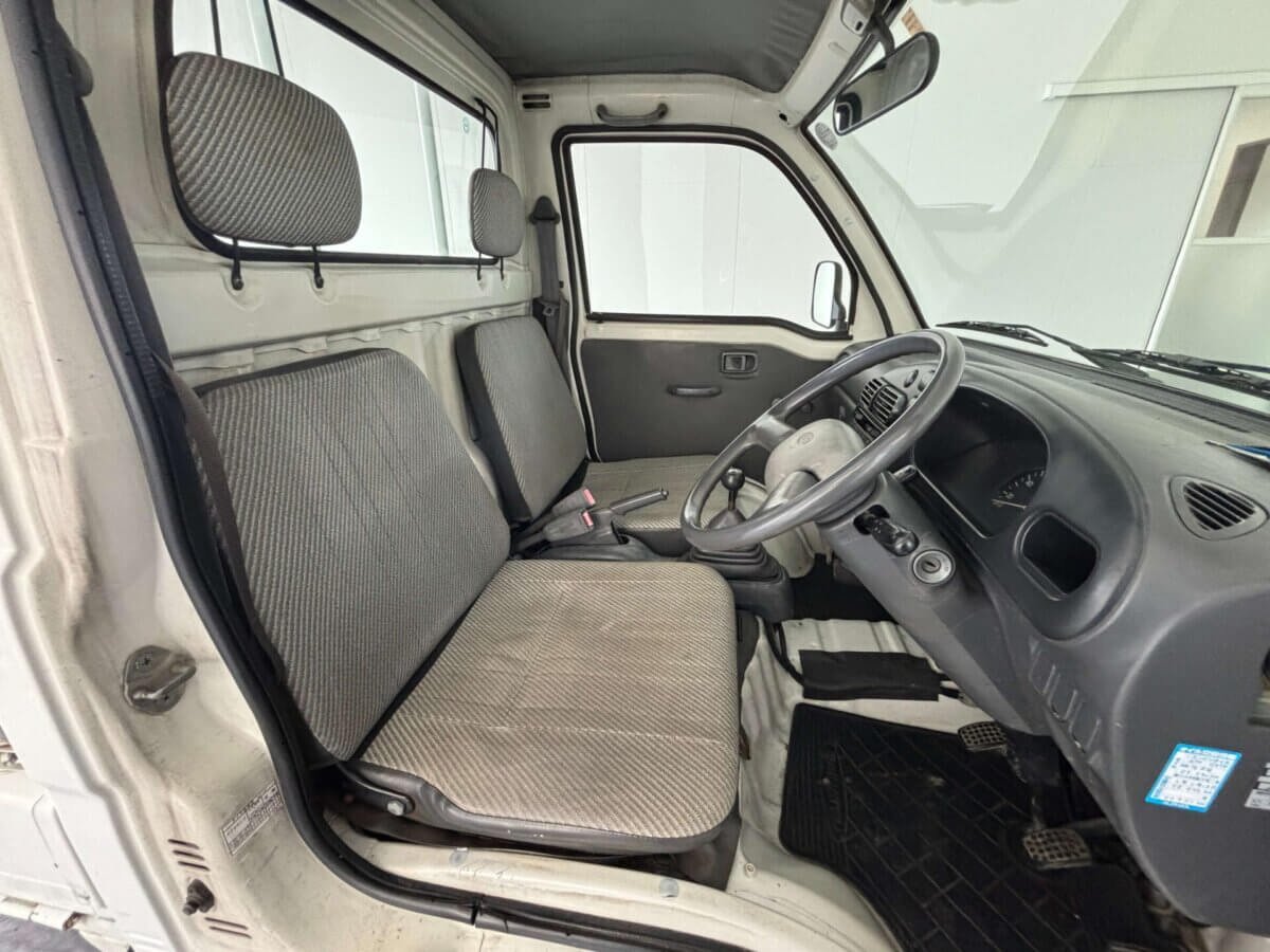 1997 Daihatsu Hijet JDM car for sale — photo 11 of 23
