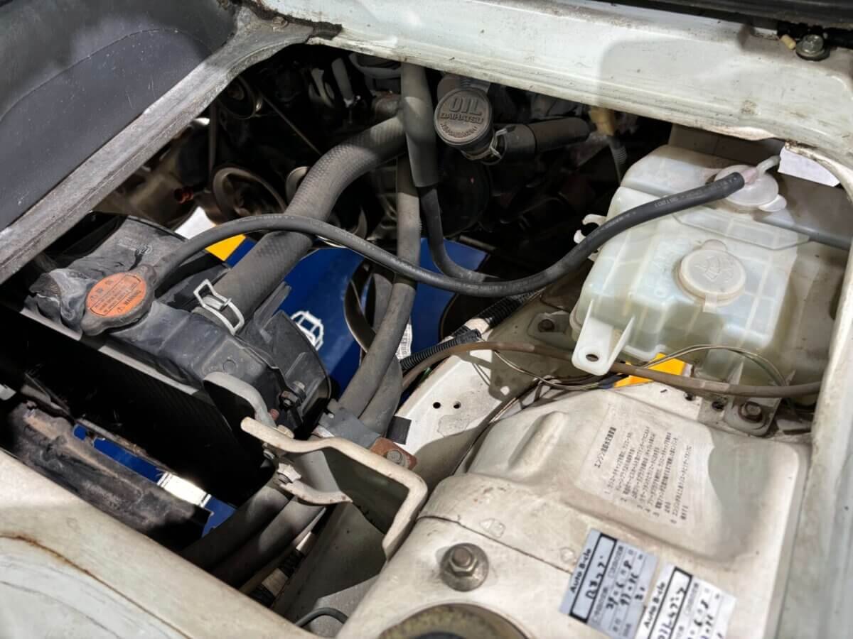 1997 Daihatsu Hijet JDM car for sale — photo 7 of 23