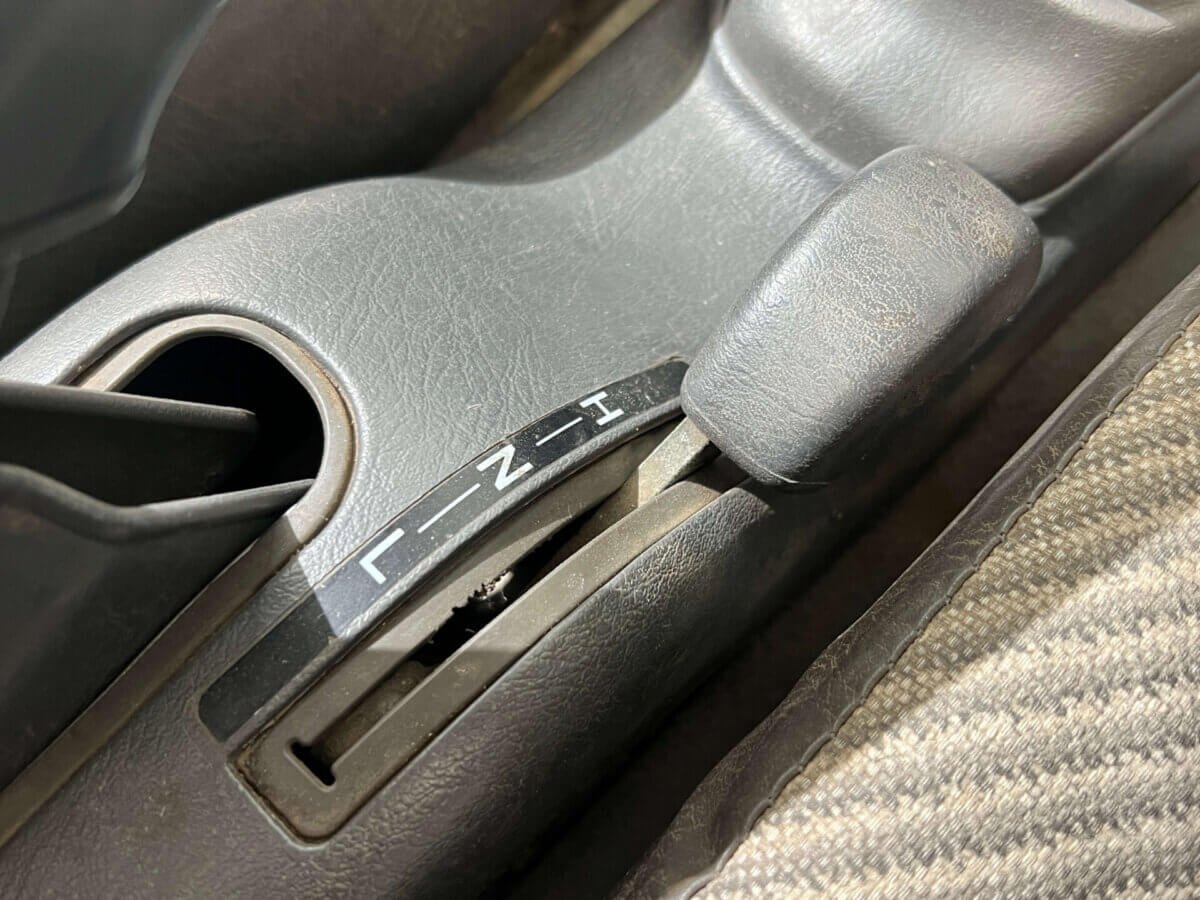 1997 Daihatsu Hijet JDM car for sale — photo 12 of 25