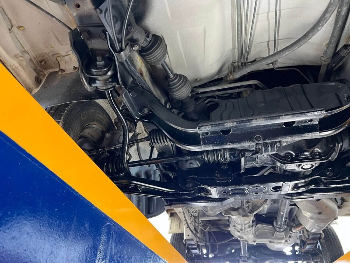 1997 Mitsubishi Minicab JDM car for sale — photo 17 of 24