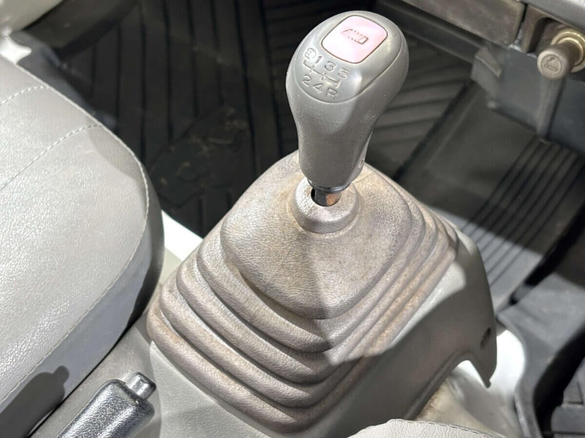 1997 Subaru Sambar JDM car for sale — photo 13 of 24