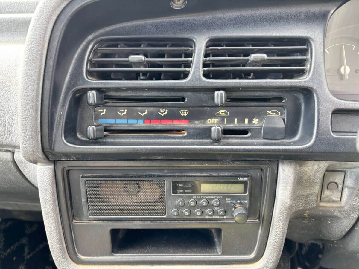 1997 Suzuki Carry JDM car for sale — photo 14 of 25