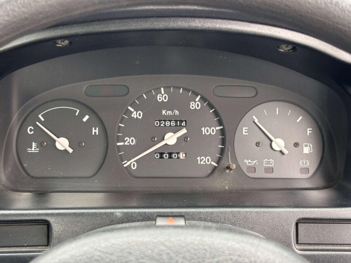 1997 Suzuki Carry JDM car for sale — photo 8 of 24