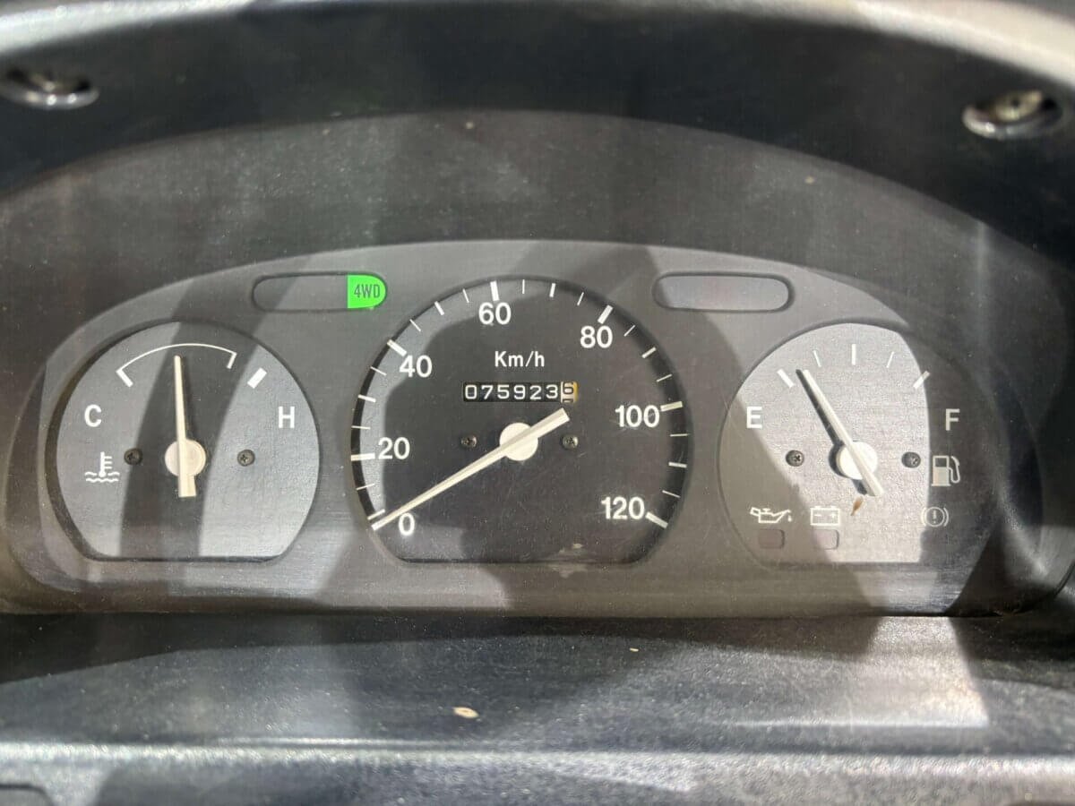 1997 Suzuki Carry JDM car for sale — photo 8 of 25