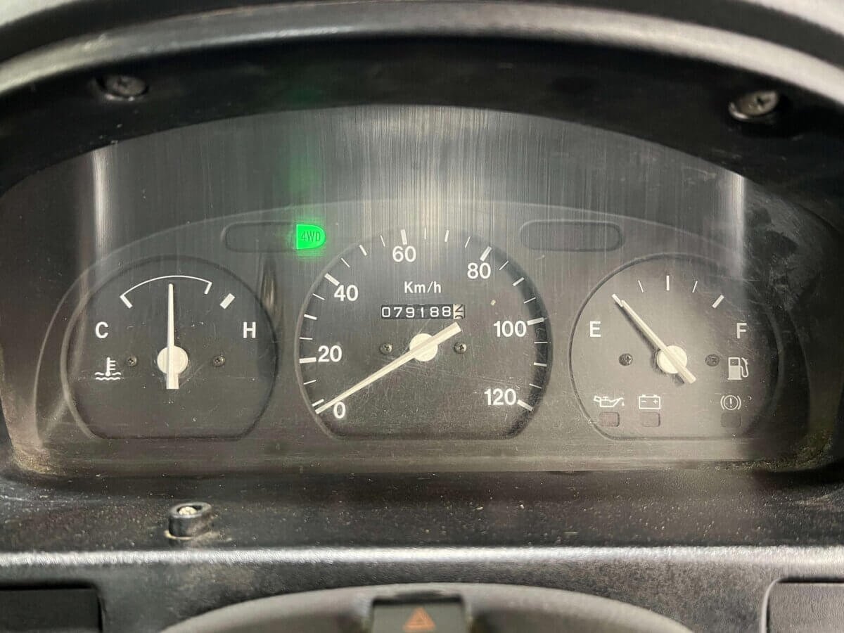 1997 Suzuki Carry JDM car for sale — photo 9 of 25