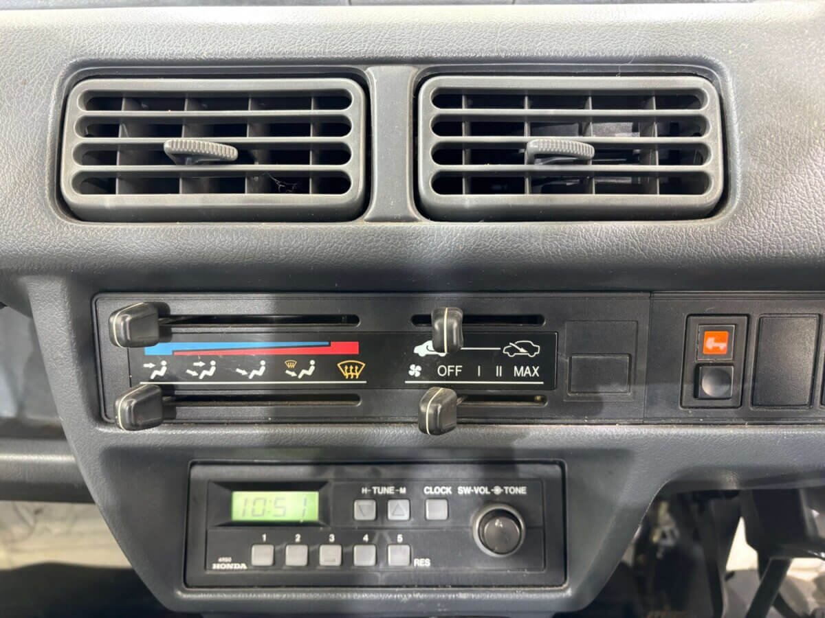 1998 Honda Acty JDM car for sale — photo 11 of 25