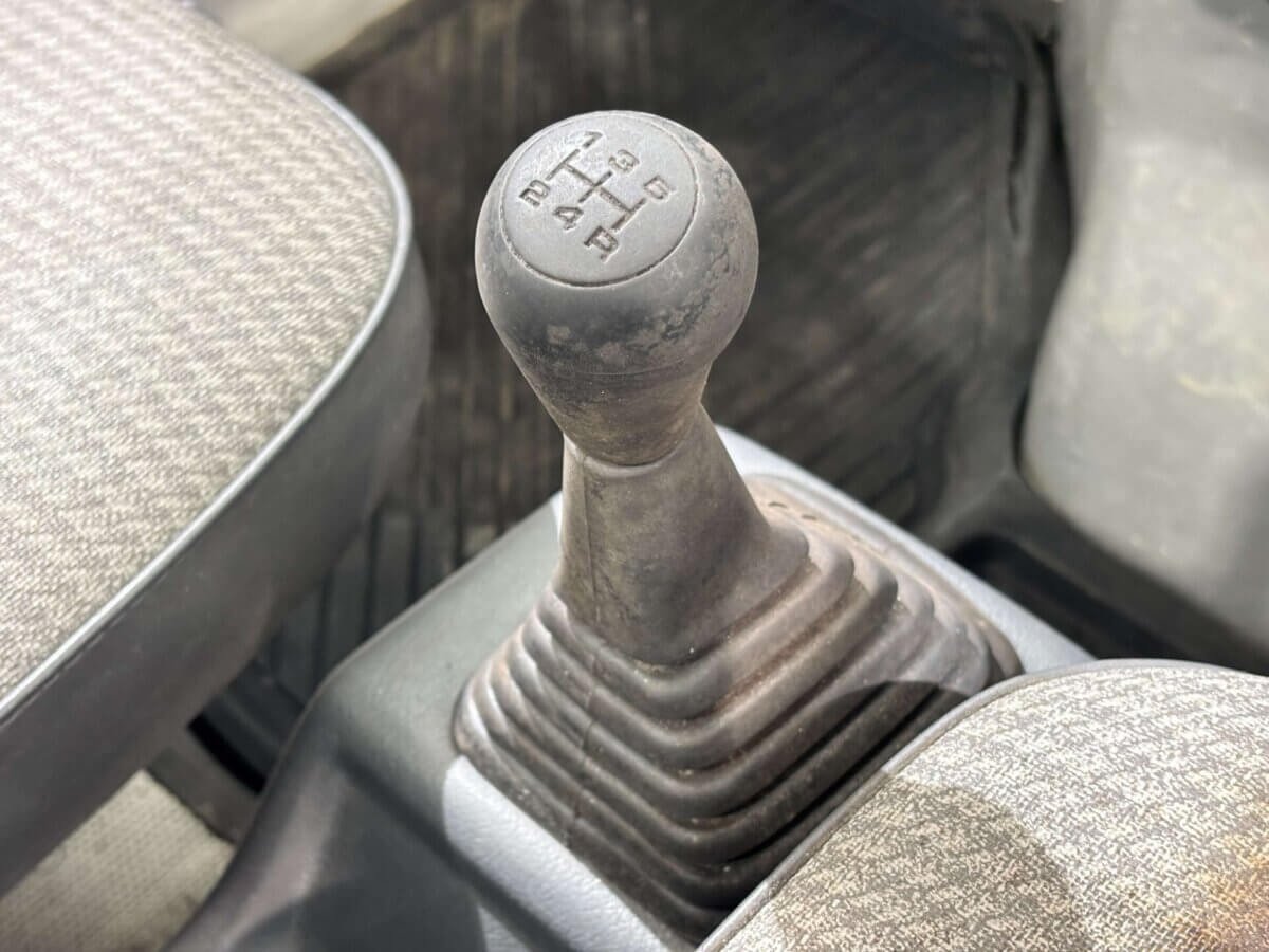 1998 Honda Acty JDM car for sale — photo 13 of 25