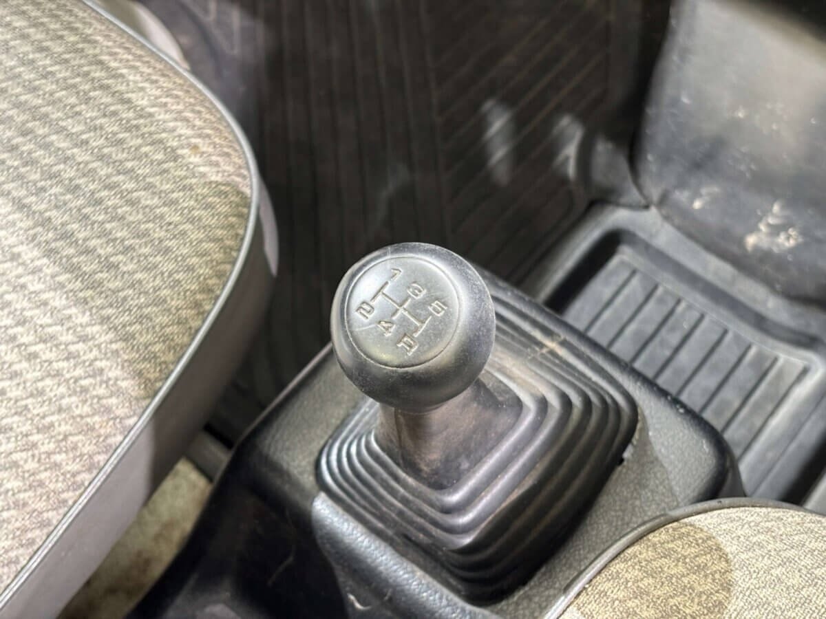 1998 Honda Acty JDM car for sale — photo 12 of 24