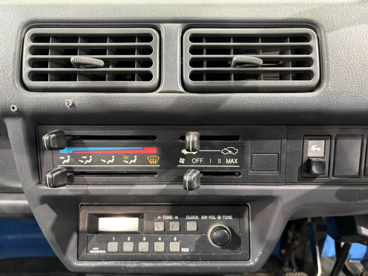 1998 Honda Acty JDM car for sale — photo 10 of 23