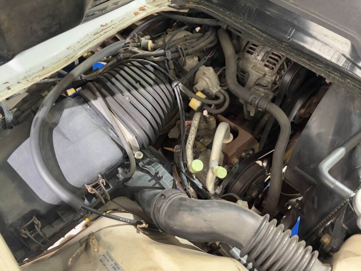 1998 Mitsubishi Minicab JDM car for sale — photo 6 of 22
