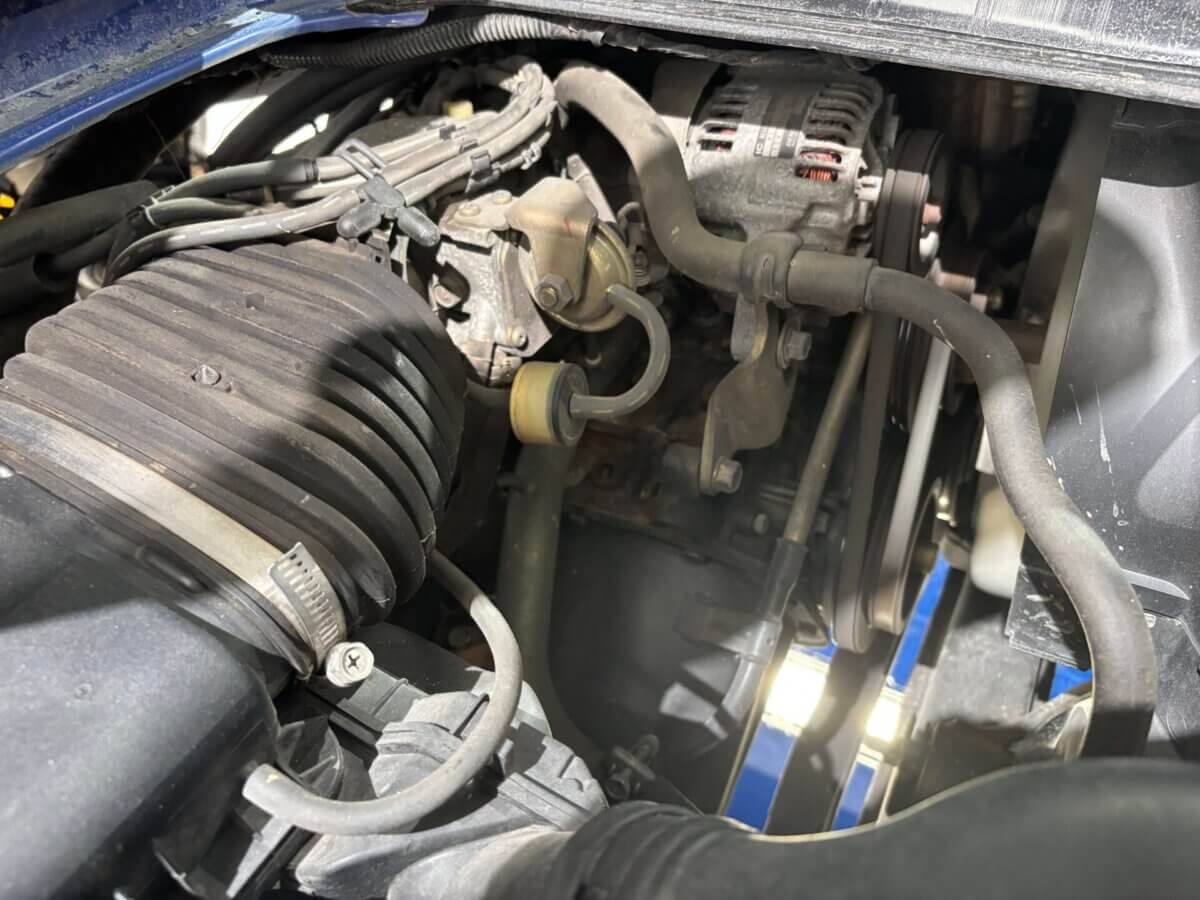 1998 Mitsubishi Minicab JDM car for sale — photo 6 of 23