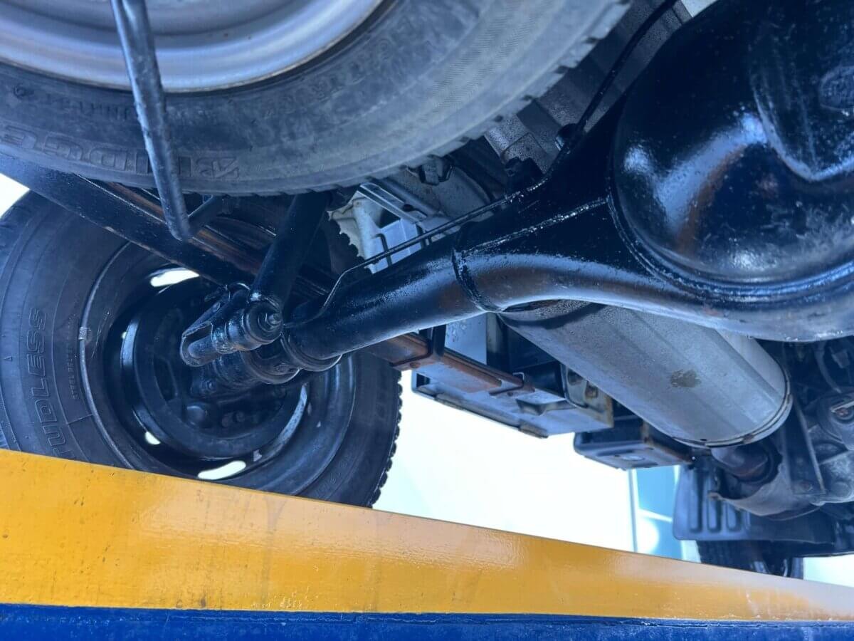 1998 Mitsubishi Minicab JDM car for sale — photo 19 of 23