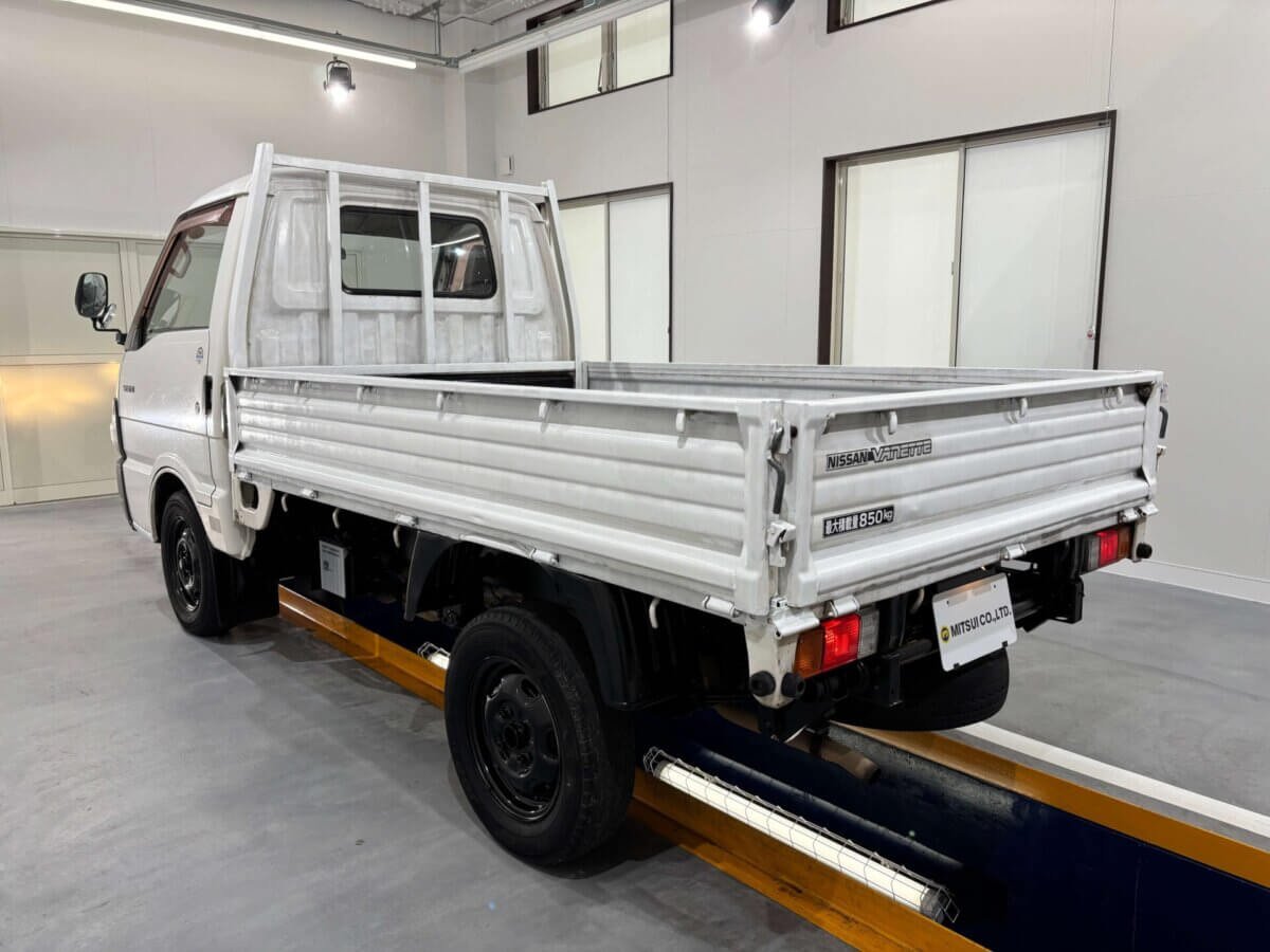 1998 Nissan Vanette JDM car for sale — photo 3 of 23