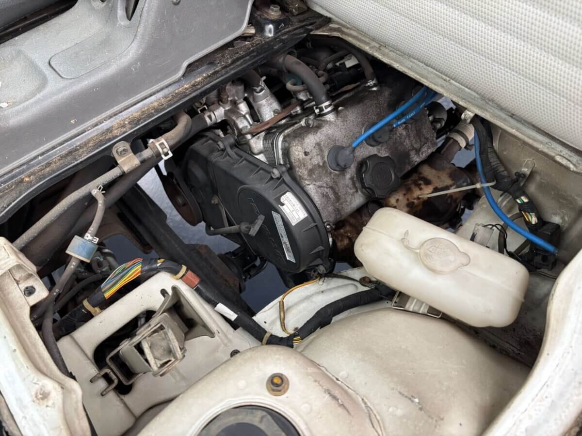 1998 Suzuki Carry JDM car for sale — photo 11 of 25