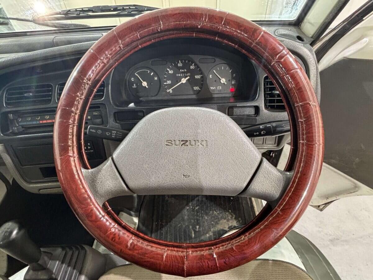1998 Suzuki Carry JDM car for sale — photo 8 of 23