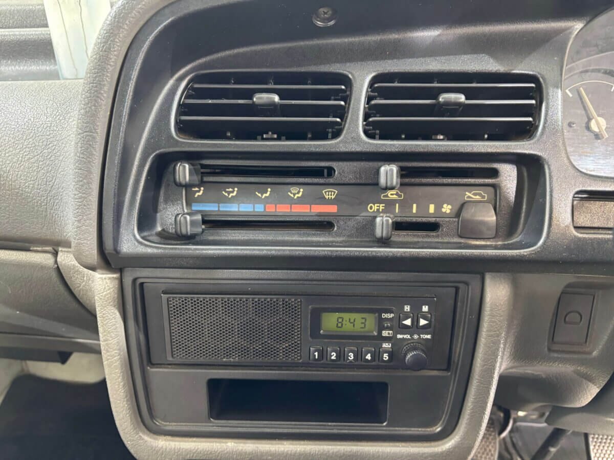 1998 Suzuki Carry JDM car for sale — photo 11 of 23