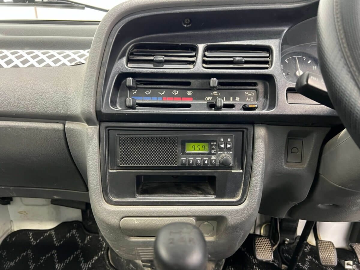 1998 Suzuki Carry JDM car for sale — photo 11 of 25