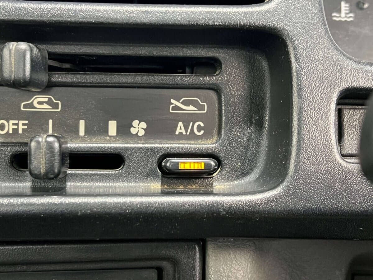 1998 Suzuki Carry JDM car for sale — photo 12 of 25
