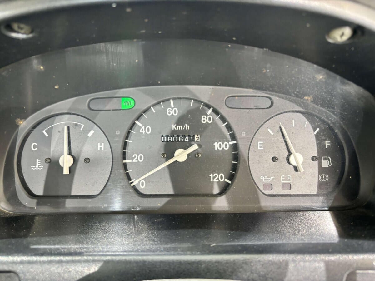 1998 Suzuki Carry JDM car for sale — photo 8 of 25