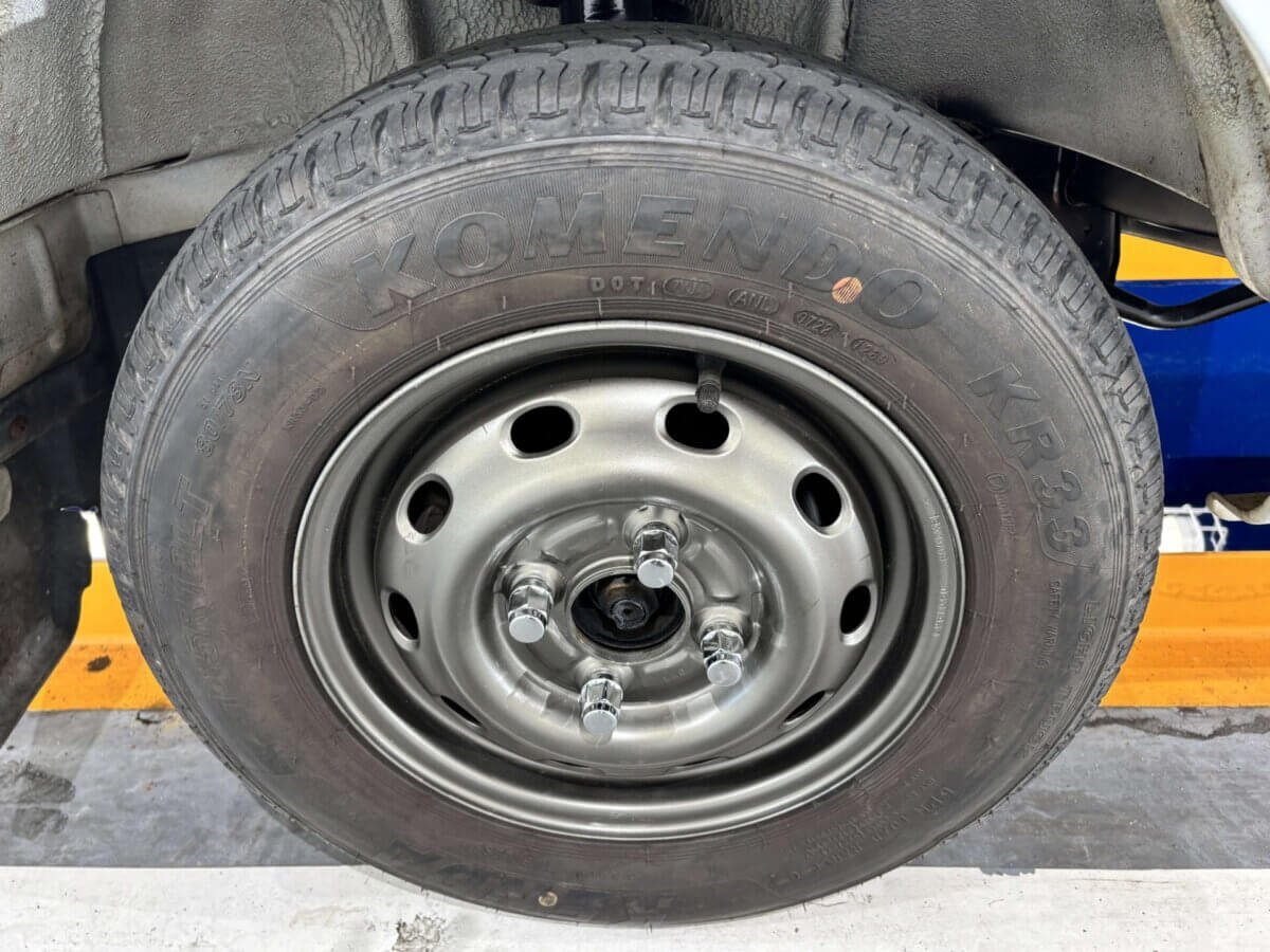 1998 Suzuki Carry JDM car for sale — photo 16 of 25
