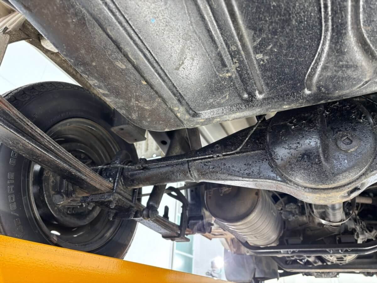 1998 Suzuki Carry JDM car for sale — photo 23 of 25