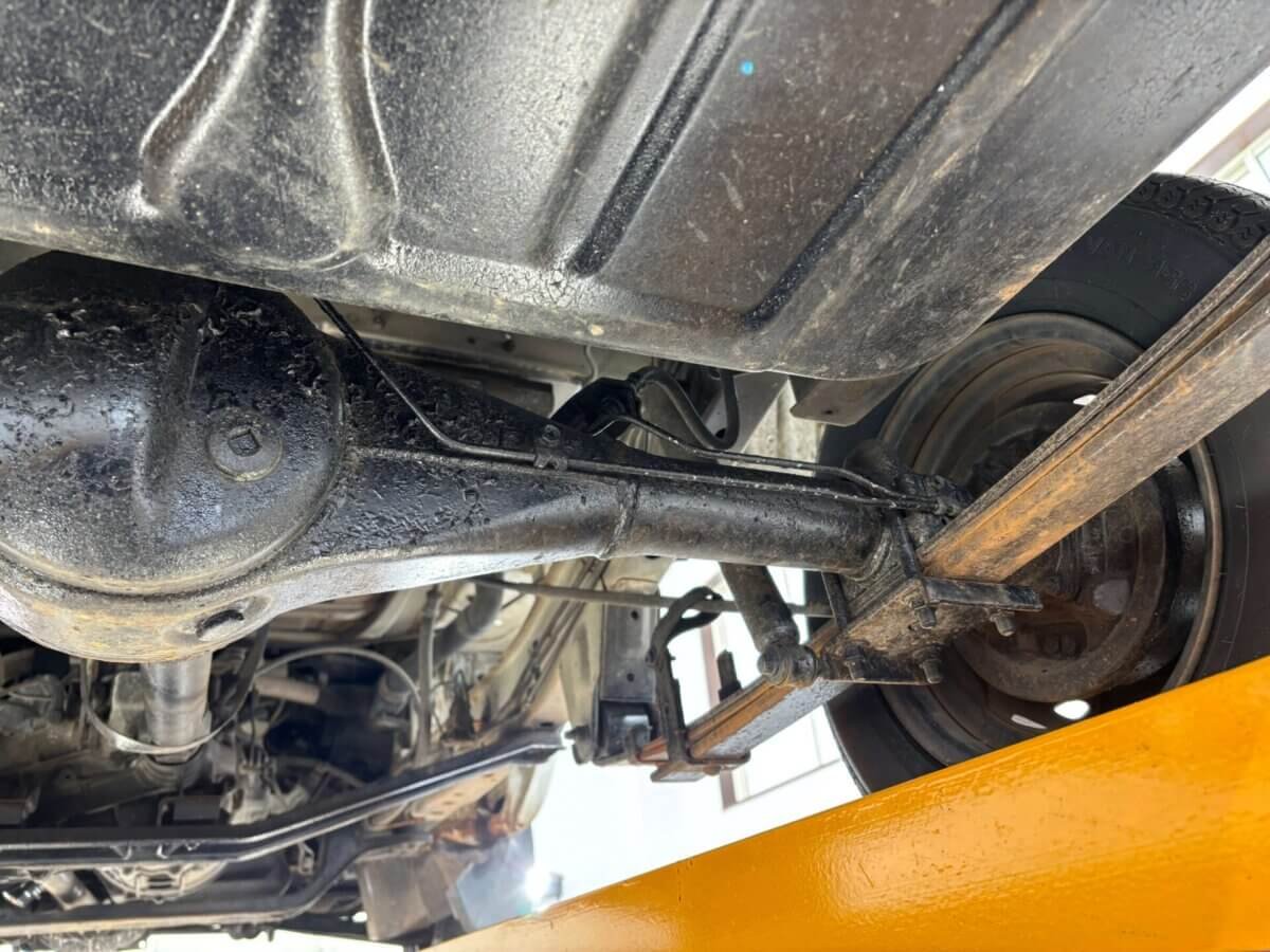 1998 Suzuki Carry JDM car for sale — photo 24 of 25