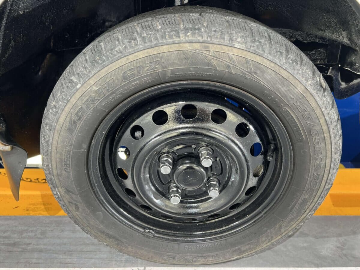 1999 Daihatsu Hijet JDM car for sale — photo 20 of 25