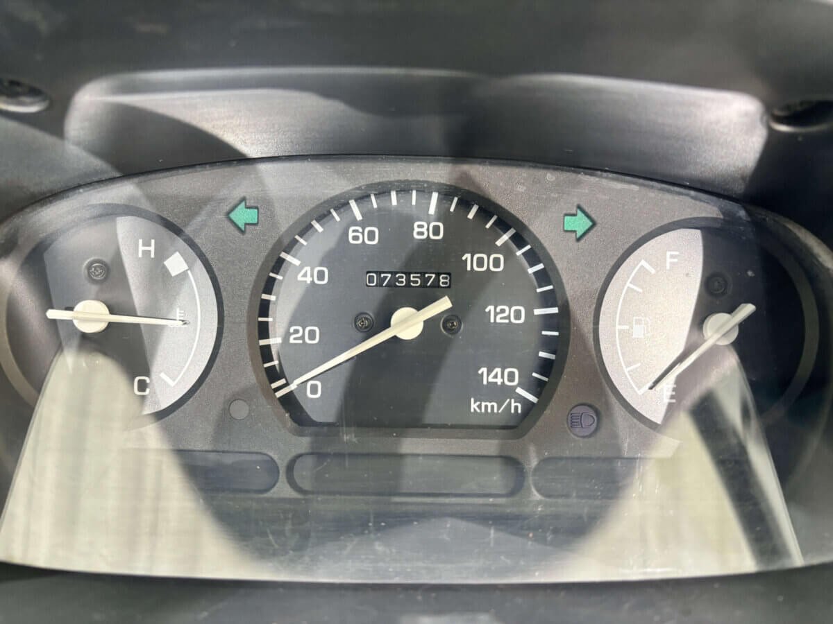 1999 Daihatsu Hijet JDM car for sale — photo 7 of 24
