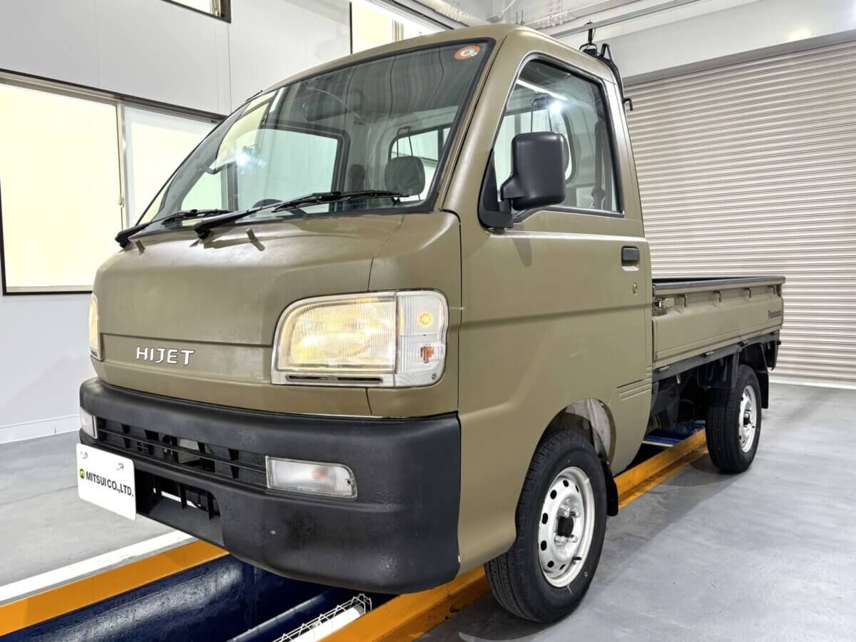 1999 Daihatsu Hijet JDM car for sale — photo 2 of 24