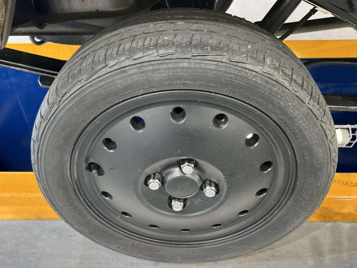 1999 Daihatsu Hijet JDM car for sale — photo 17 of 25