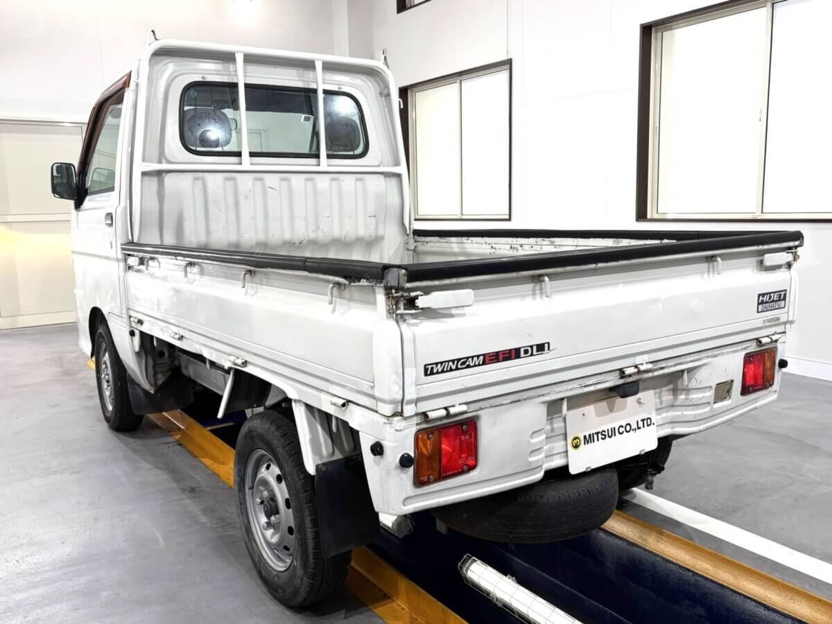 1999 Daihatsu Hijet JDM car for sale — photo 3 of 25