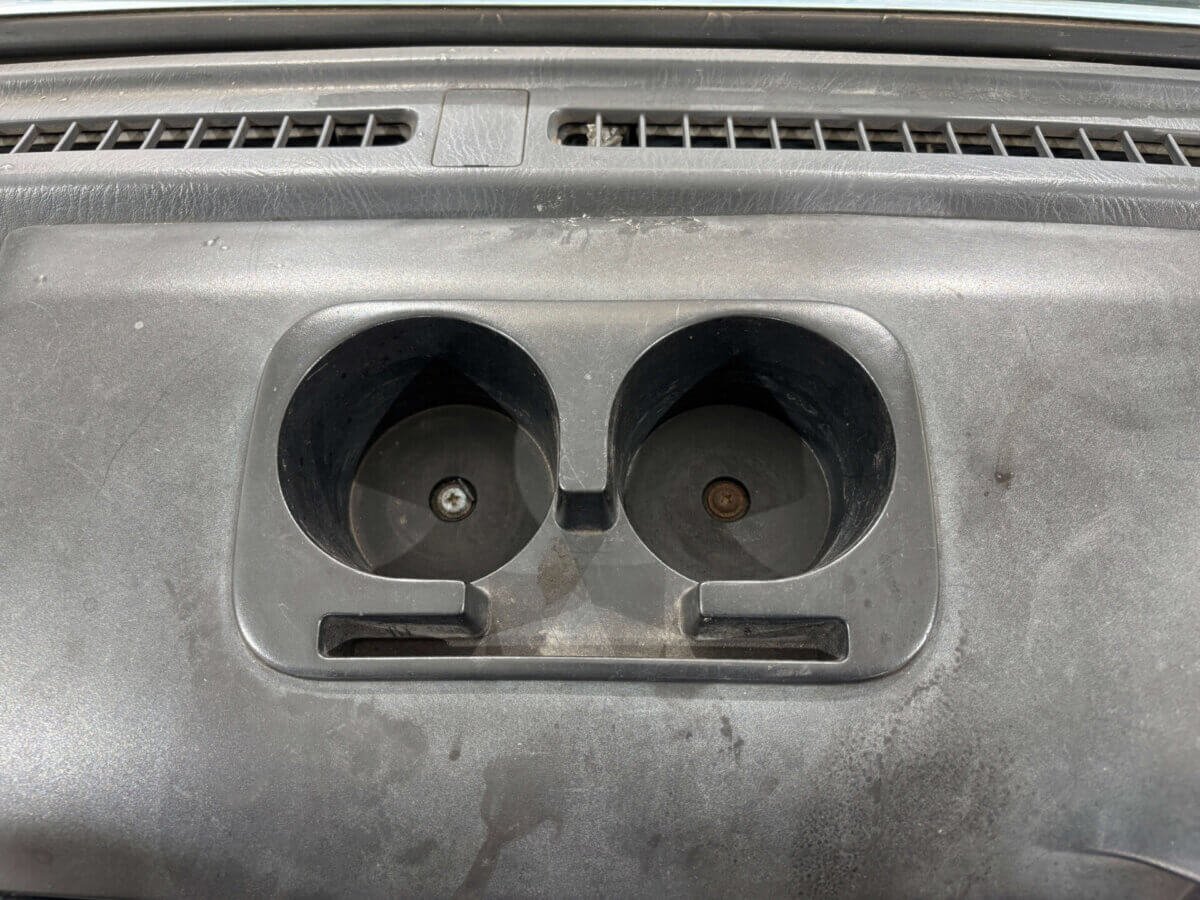 1999 Daihatsu Hijet JDM car for sale — photo 12 of 25