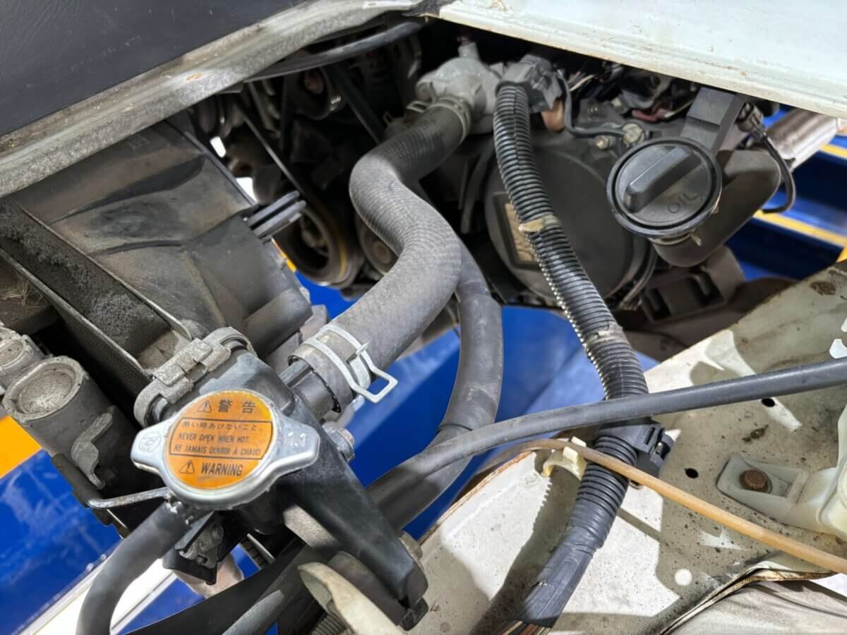 1999 Daihatsu Hijet JDM car for sale — photo 7 of 24