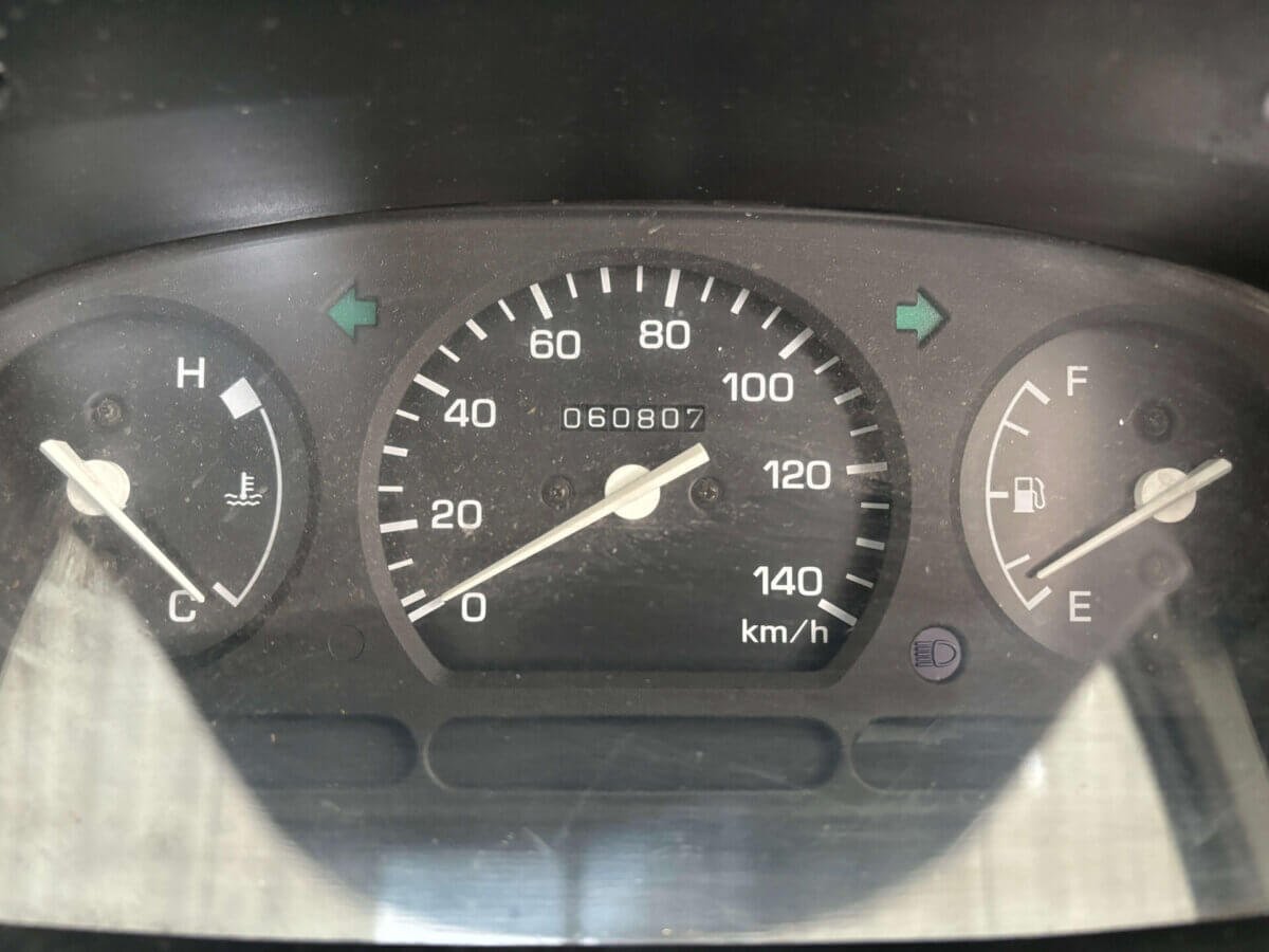 1999 Daihatsu Hijet JDM car for sale — photo 8 of 24