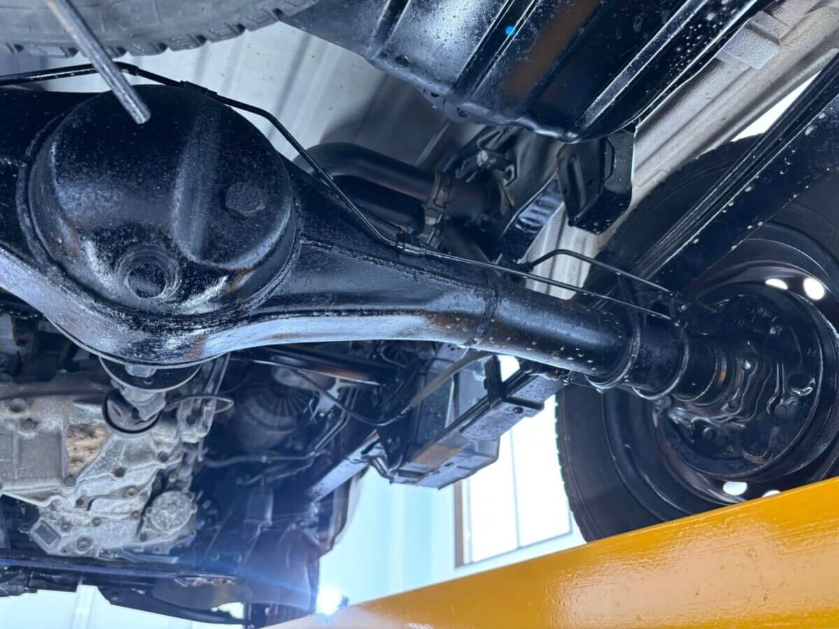 1999 Daihatsu Hijet JDM car for sale — photo 20 of 23