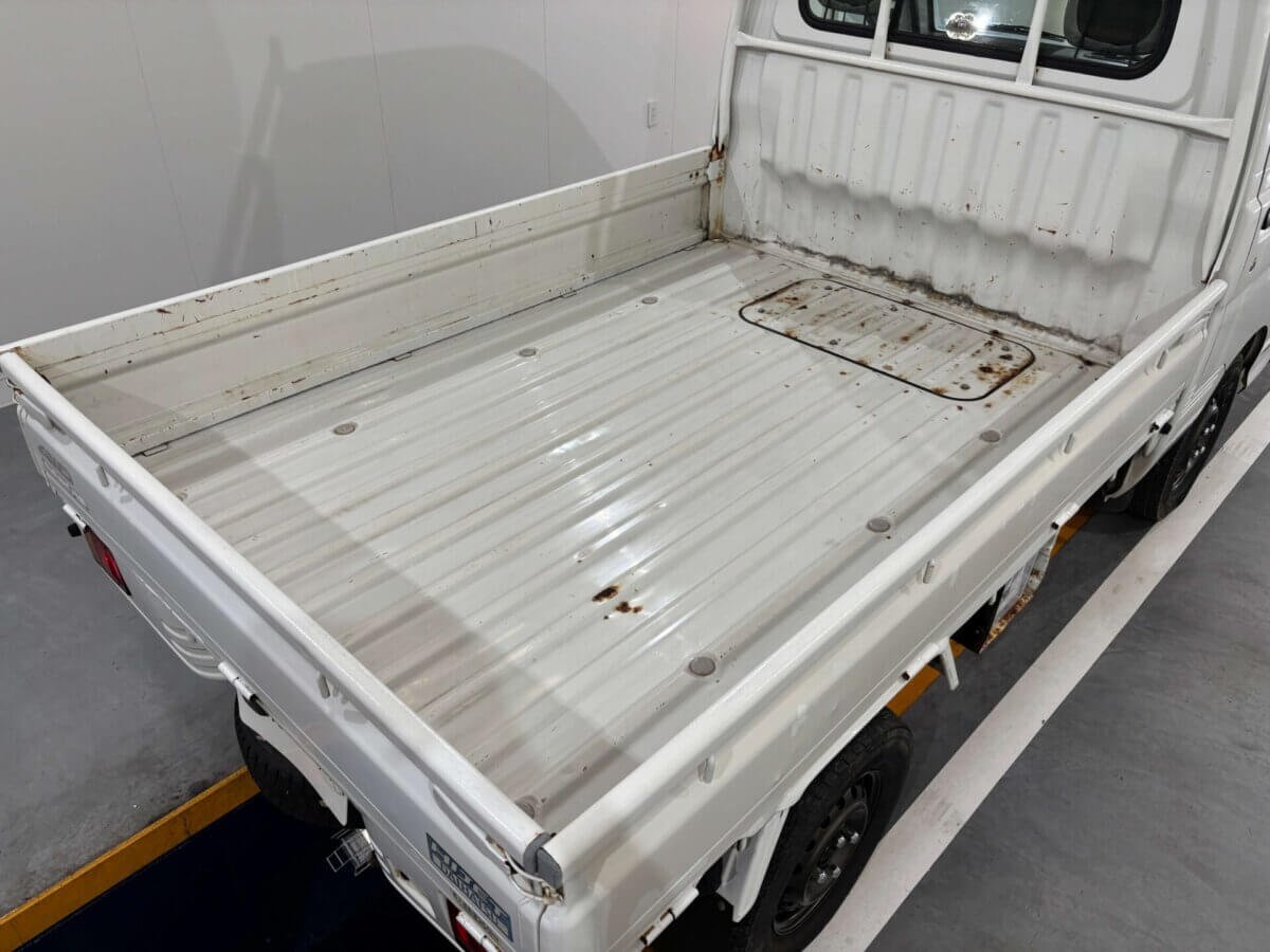 1999 Daihatsu Hijet JDM car for sale — photo 5 of 23