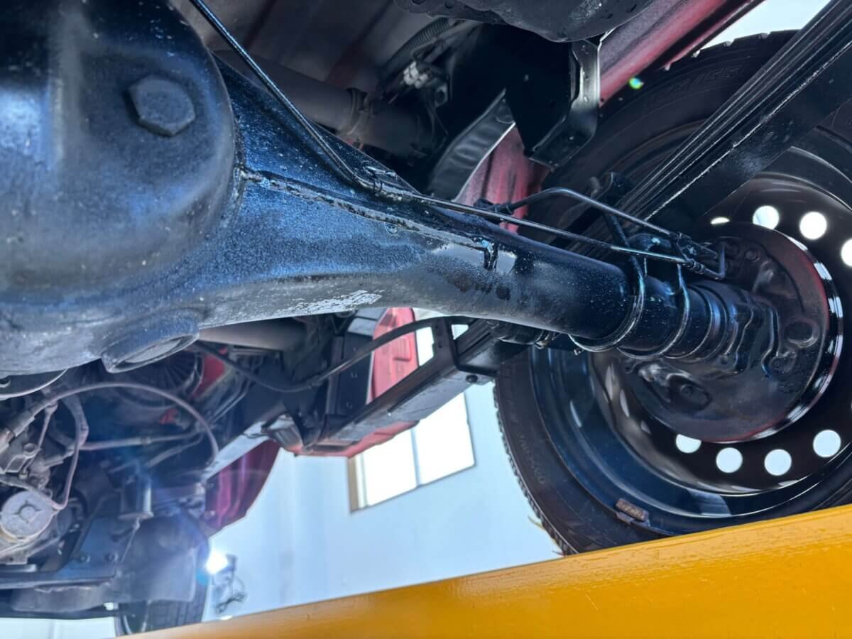 1999 Daihatsu Hijet JDM car for sale — photo 23 of 25