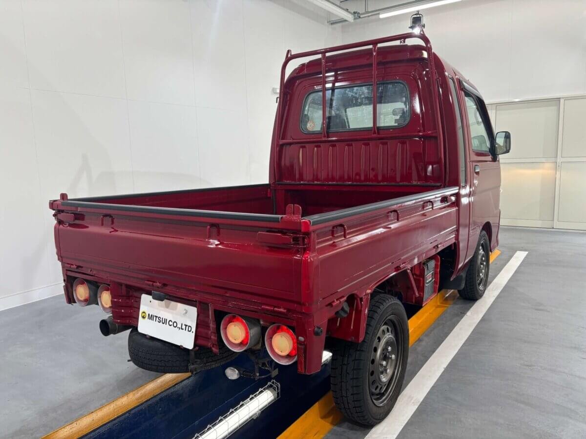 1999 Daihatsu Hijet JDM car for sale — photo 4 of 25