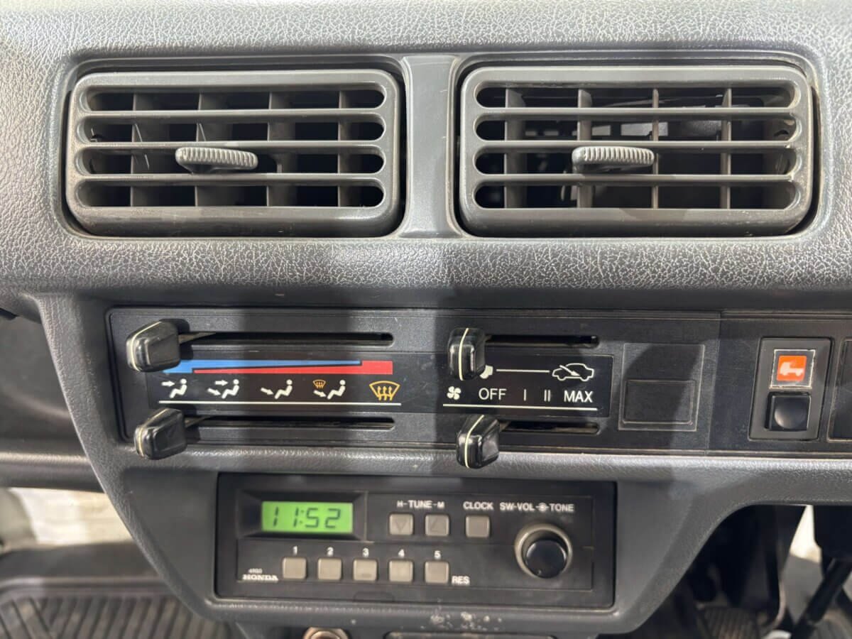 1999 Honda Acty JDM car for sale — photo 11 of 25