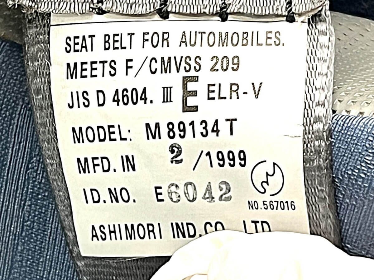 1999 Mitsubishi Minicab JDM car for sale — photo 23 of 25