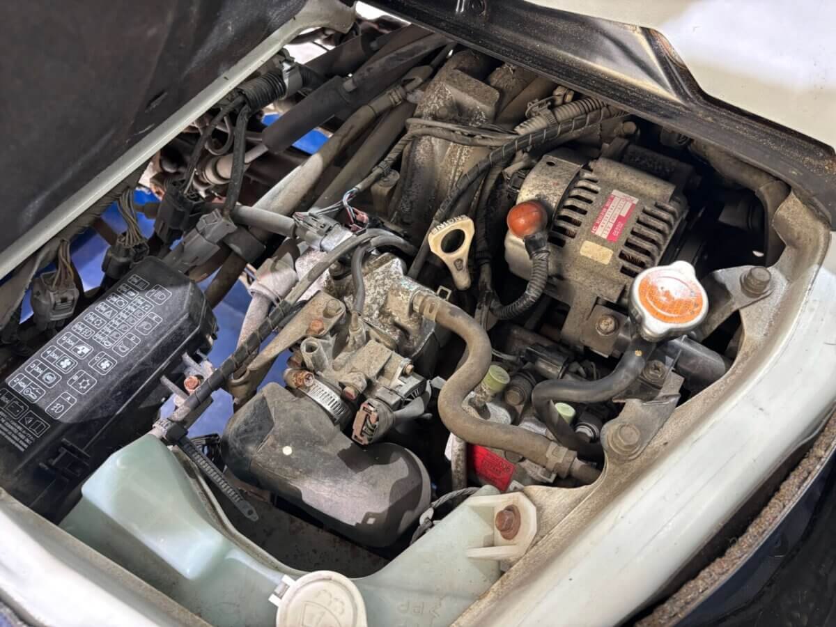 1999 Mitsubishi Minicab JDM car for sale — photo 6 of 25
