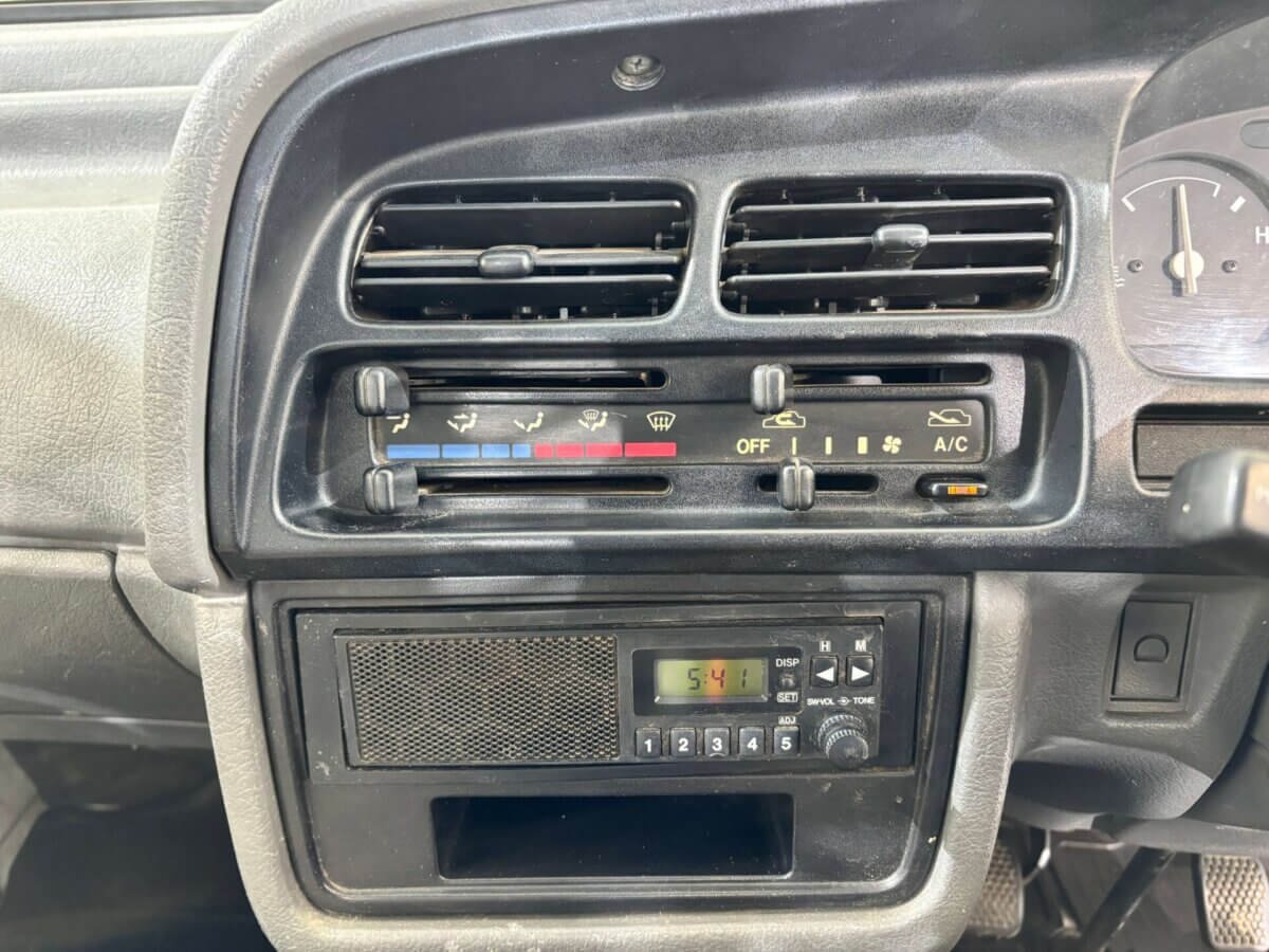 1999 Suzuki Carry JDM car for sale — photo 14 of 25