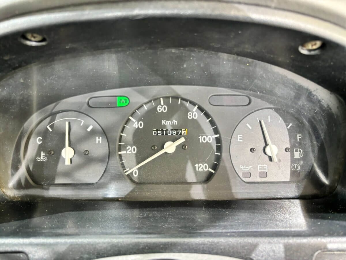 1999 Suzuki Carry JDM car for sale — photo 11 of 25