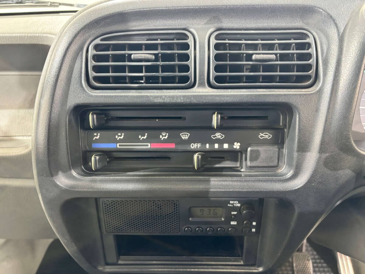 1999 Suzuki Carry JDM car for sale — photo 11 of 25
