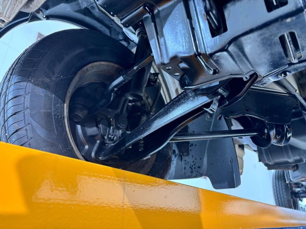 1999 Suzuki Carry JDM car for sale — photo 18 of 25